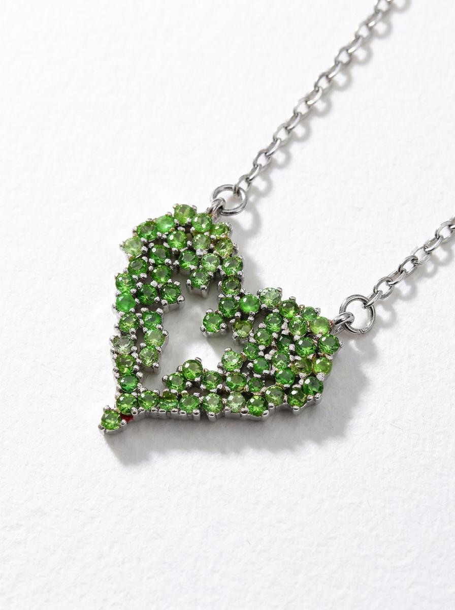 925 silver tsavorite heart necklace