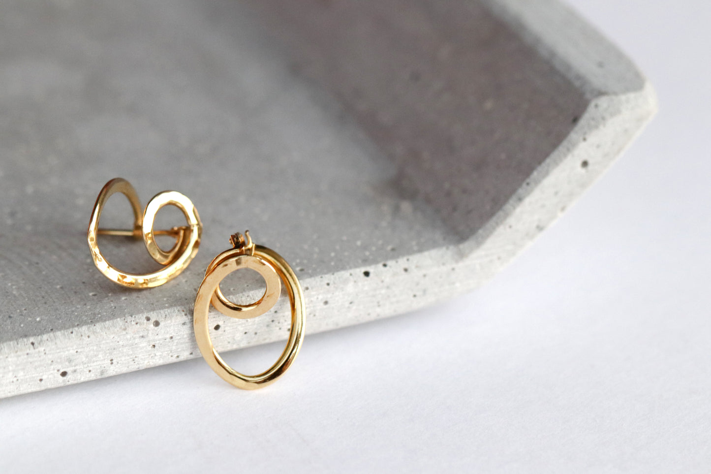 14K Gold Swirl Hoop Earrings