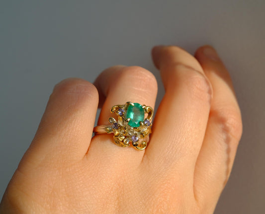 14K Solid Gold Emerald Flower Promise Ring