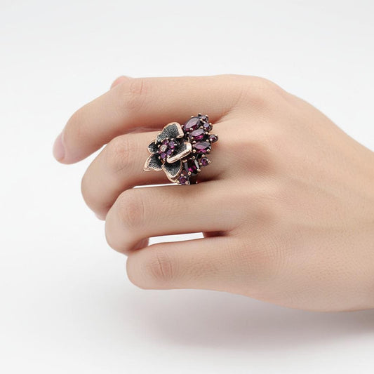 925 Sterling Silver Garnet Flower Ring