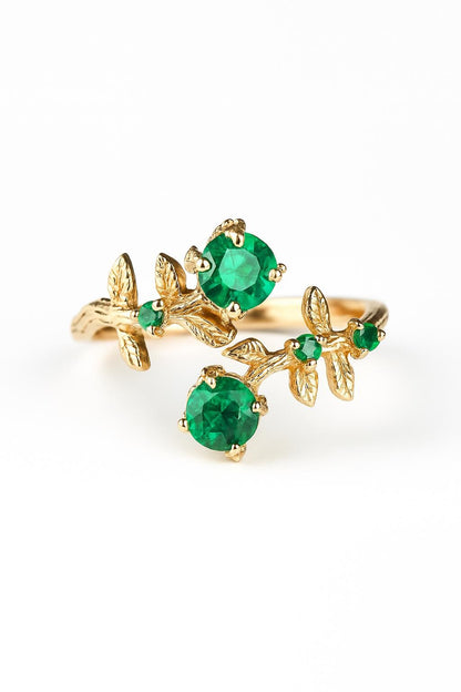 Gift wrapping for 14–18k solid gold emerald ring