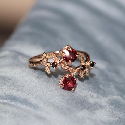 14–18K Solid Gold Garnet Ring, worn look