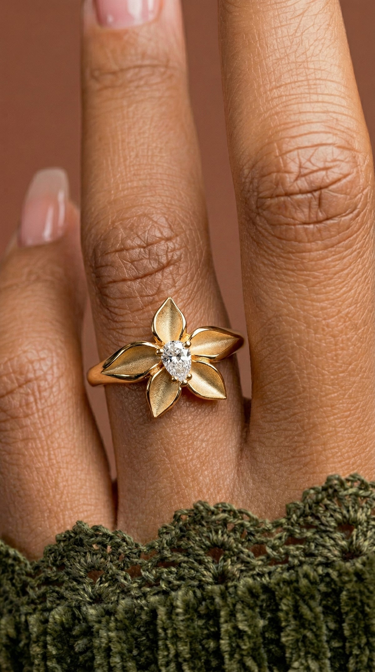 14K Gold Diamond Flower Ring