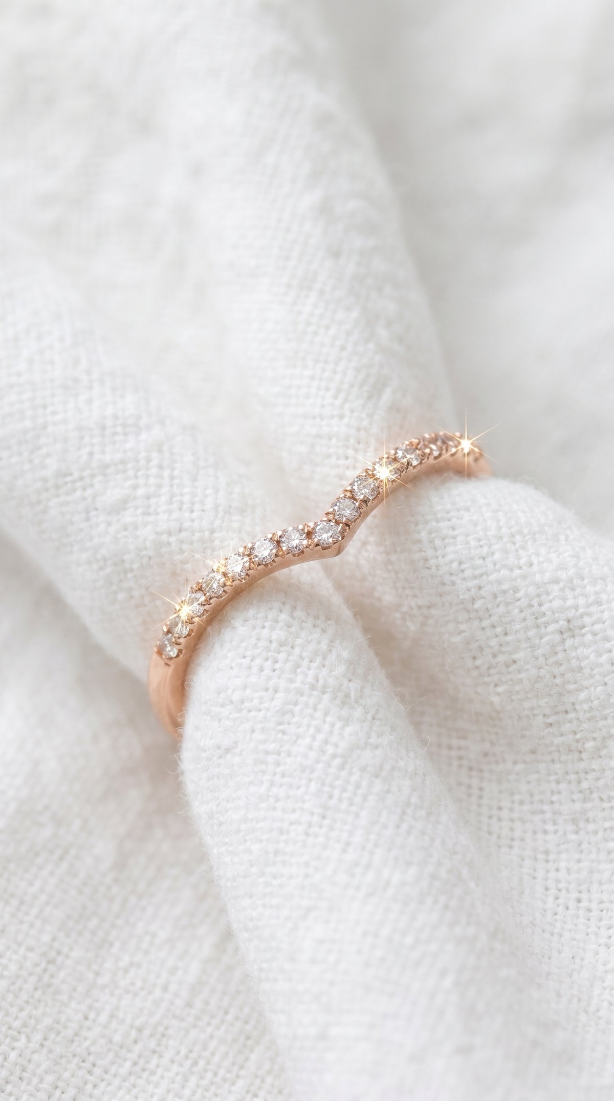 14K Gold Natural Diamond Chevron V Ring
