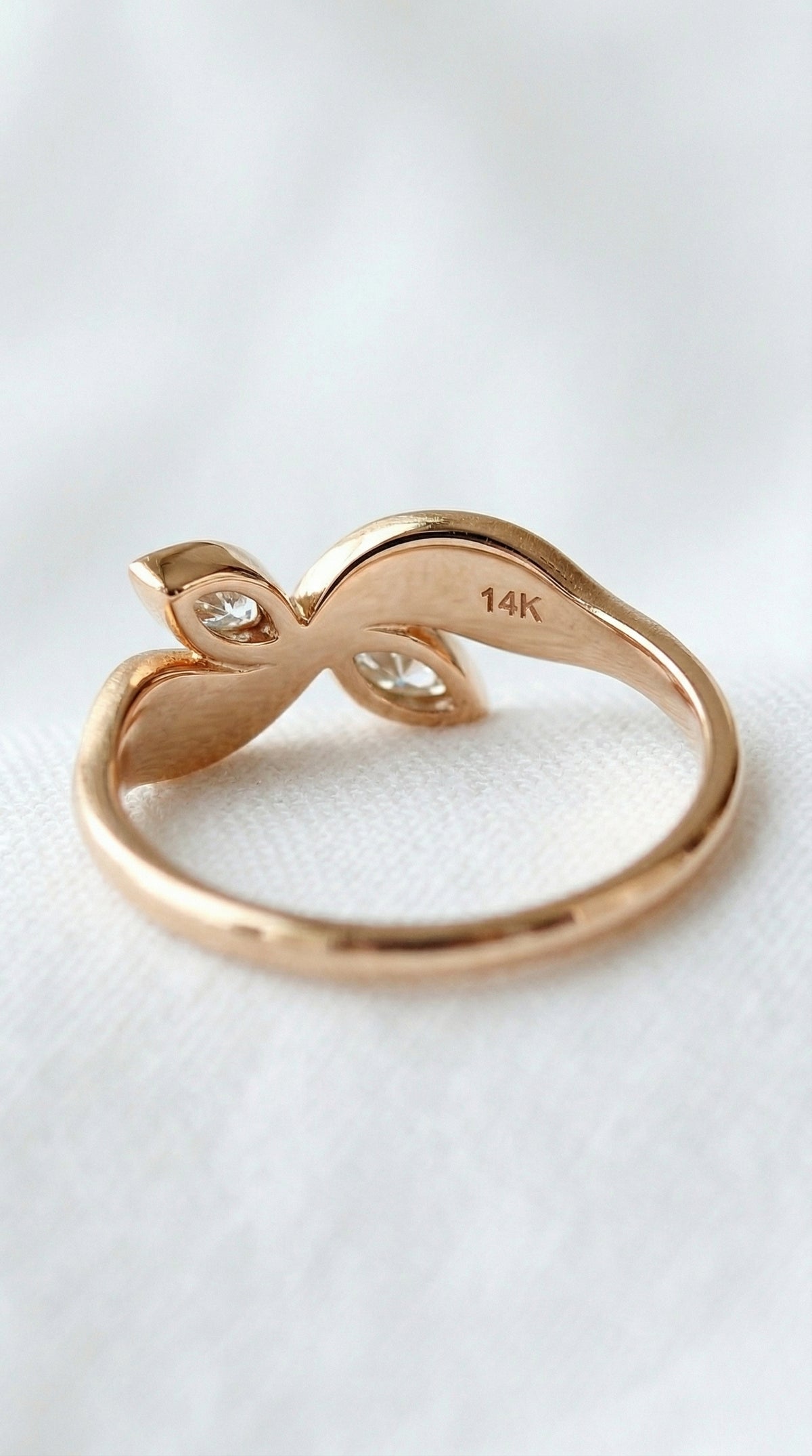 14K Gold Leaf Toi Et Moi Diamond Ring