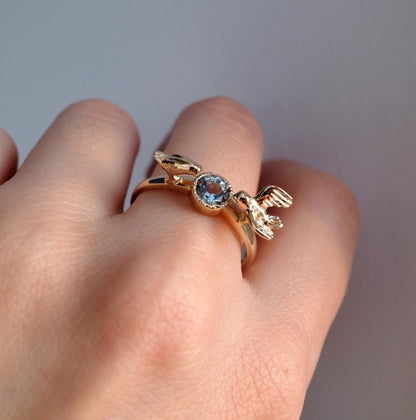 14K Gold Aquamarine Two Birds Ring, setting detail