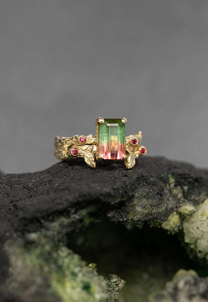 14K Solid Gold Watermelon Tourmaline Ring Set, texture close-up