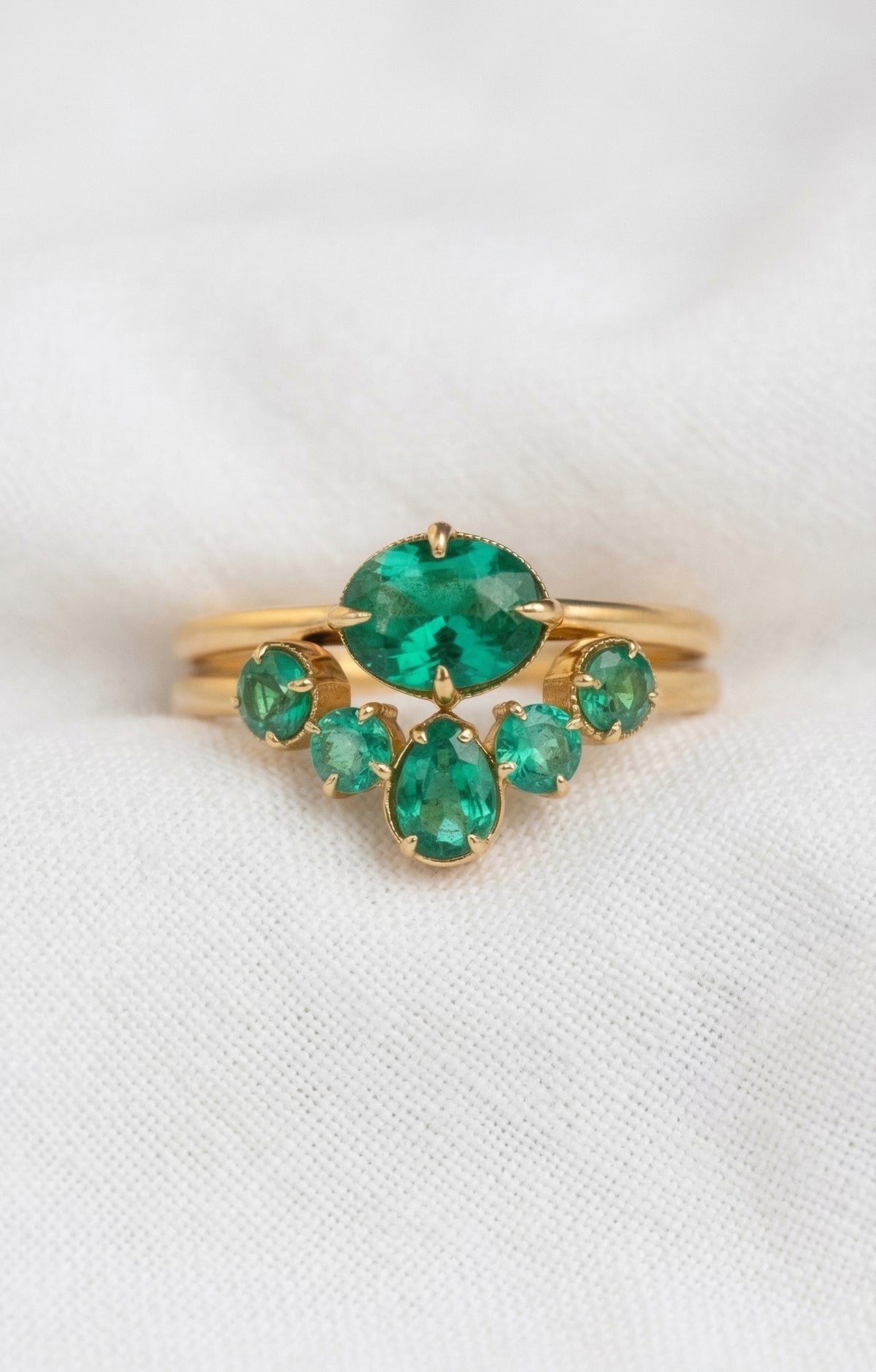18K Solid Gold Emerald Engagement Ring Set