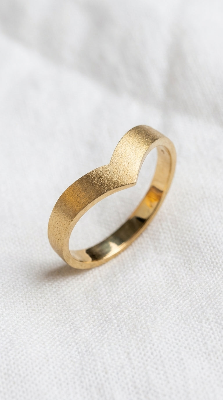 18K solid gold chevron v shape brushed ring