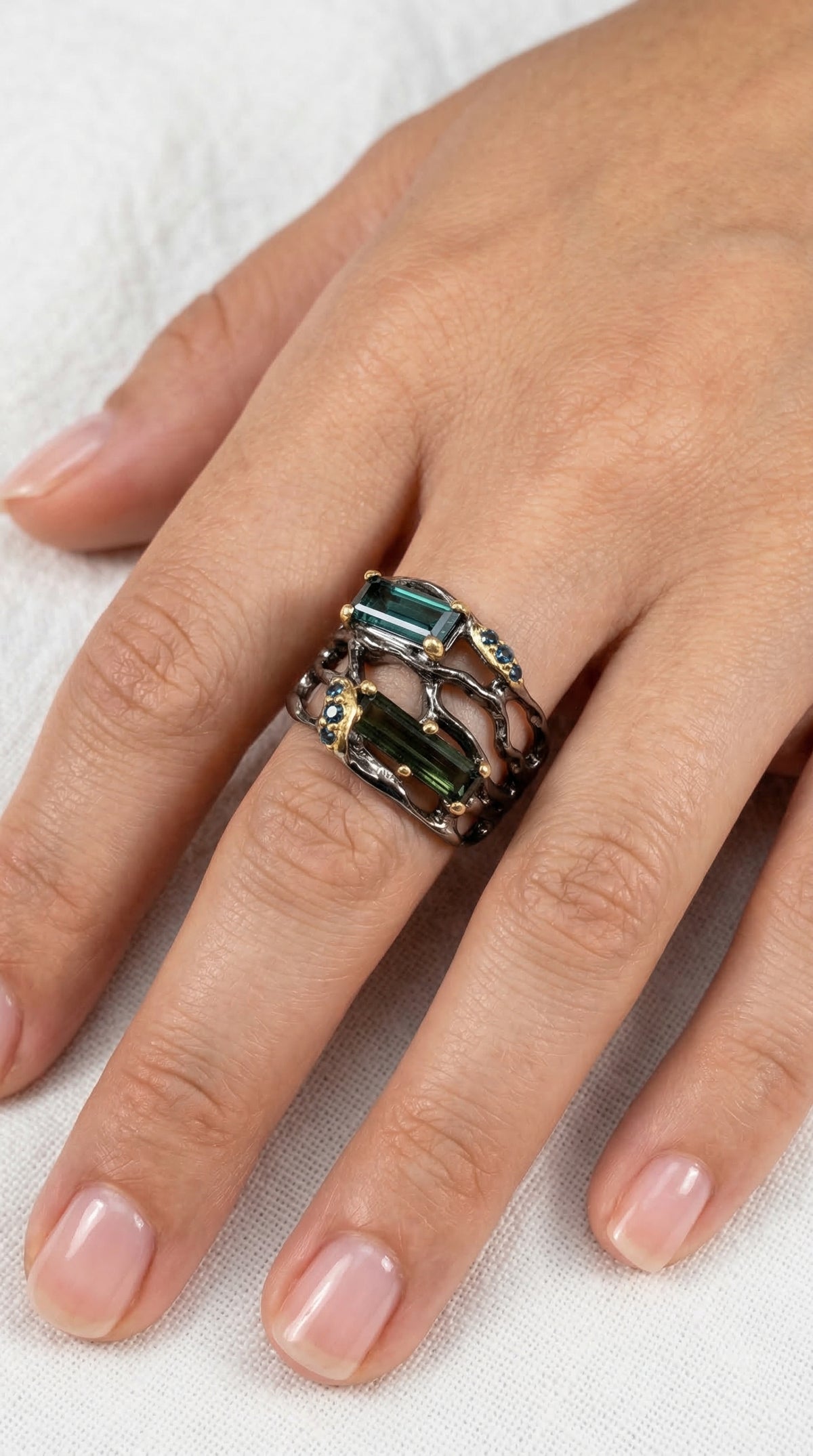 925 Sterling Silver Toi Et Moi Tourmaline Ring, texture close-up