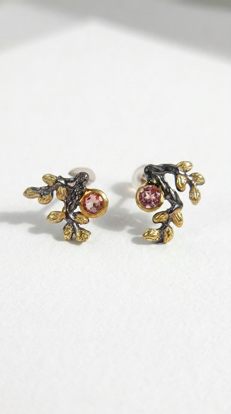 925 Silver Garnet Branch Earrings, stone or metal detail