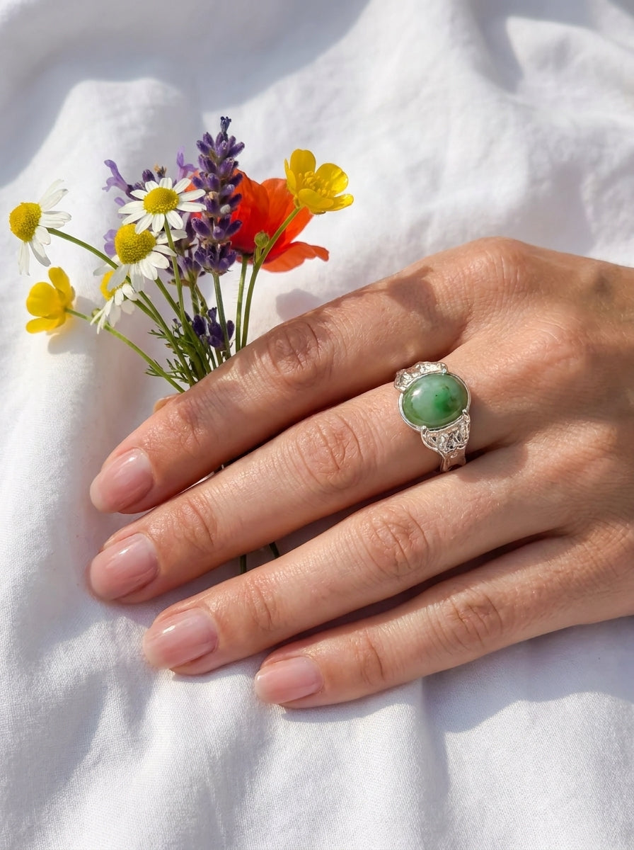 925 Sterling Silver Jade Ring, close-up detail