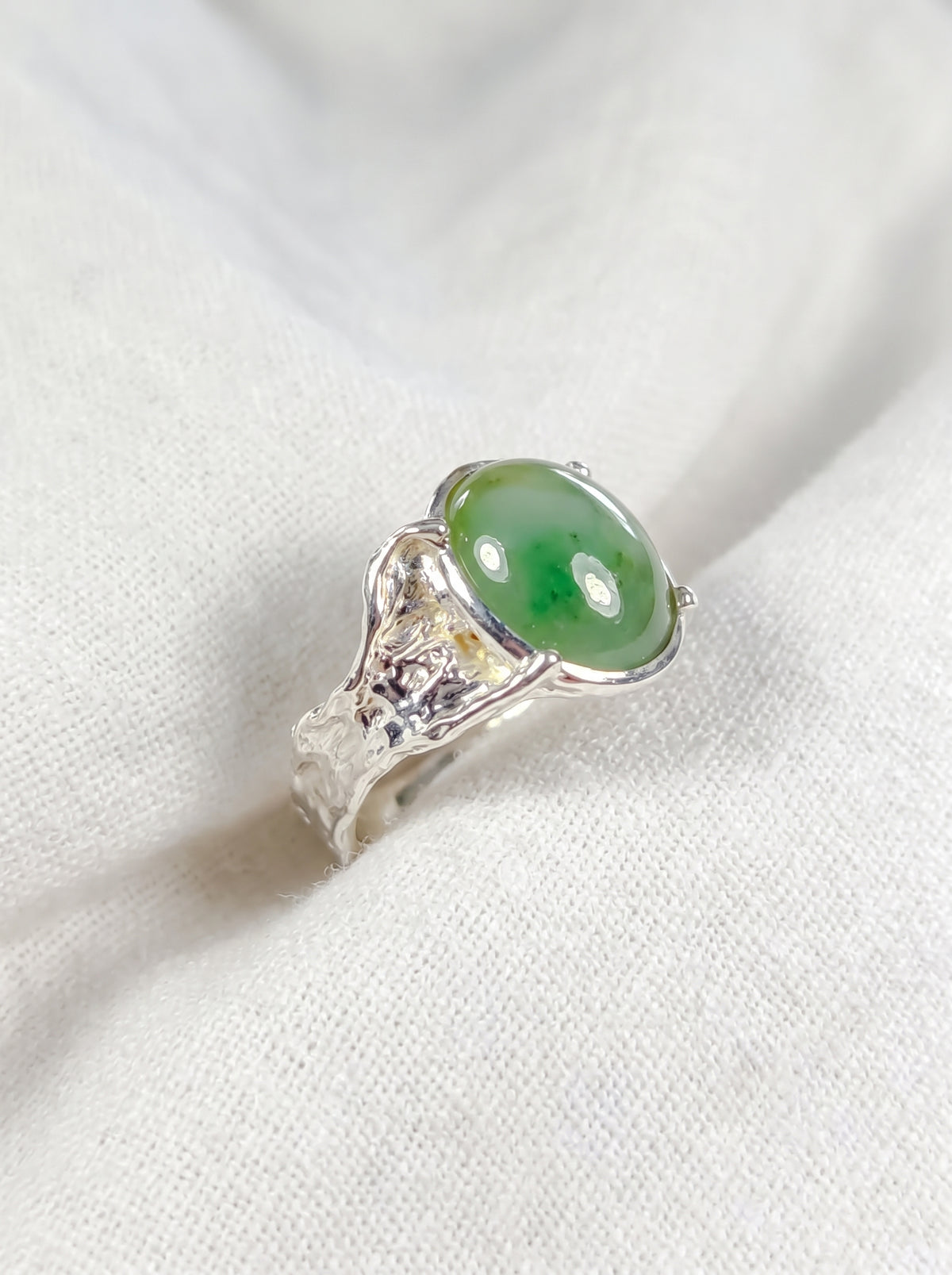 925 Sterling Silver Jade Ring, band detail