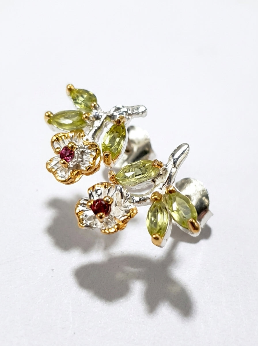 925 Silver Peridot Flower Earrings