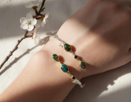 925 Sterling Silver Black Opal Bracelet, link or setting detail