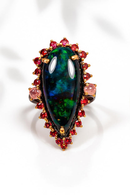 Black Opal Pear Ring, texture close-up