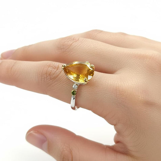 925 Sterling Silver Citrine Quartz Ring, alternate angle