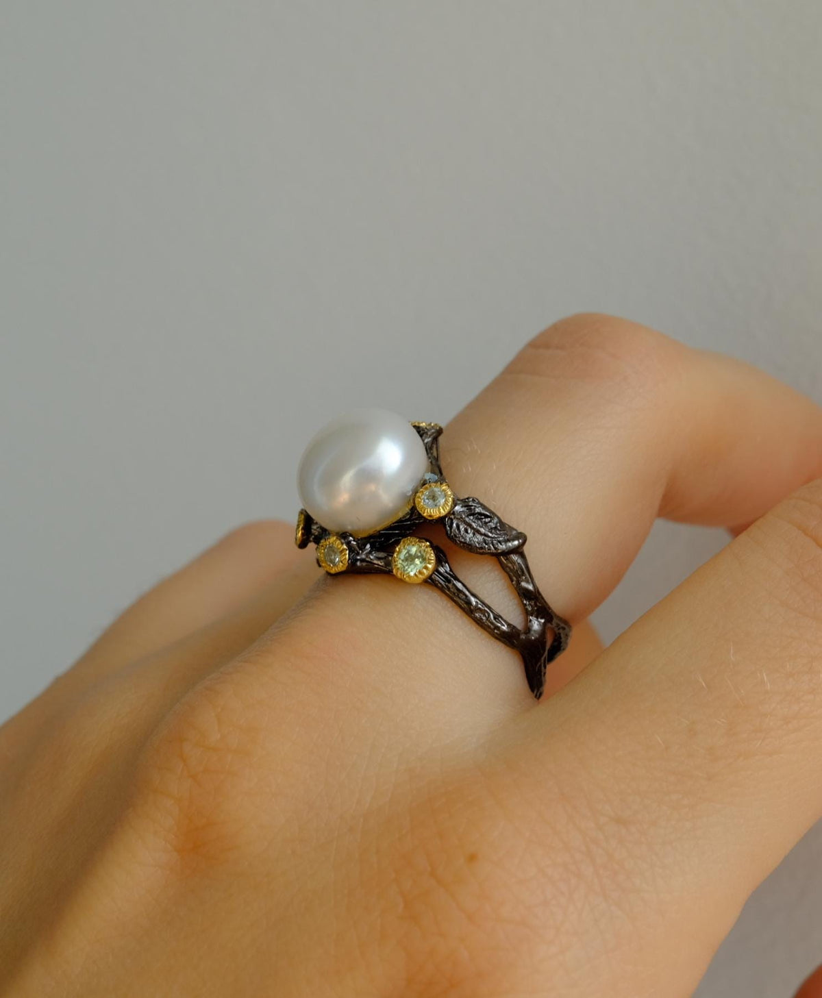 925 Sterling Silver Freshwater Pearl Ring, side view