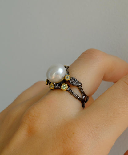 925 Sterling Silver Freshwater Pearl Ring, side view