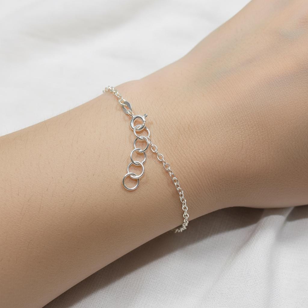 925 Sterling Silver Garnet Chain Bracelet, side detail