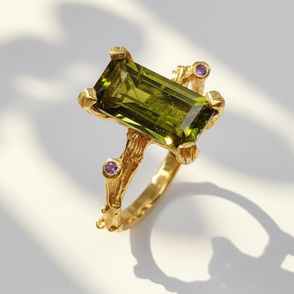 925 Sterling Silver Green Tourmaline Ring, setting detail