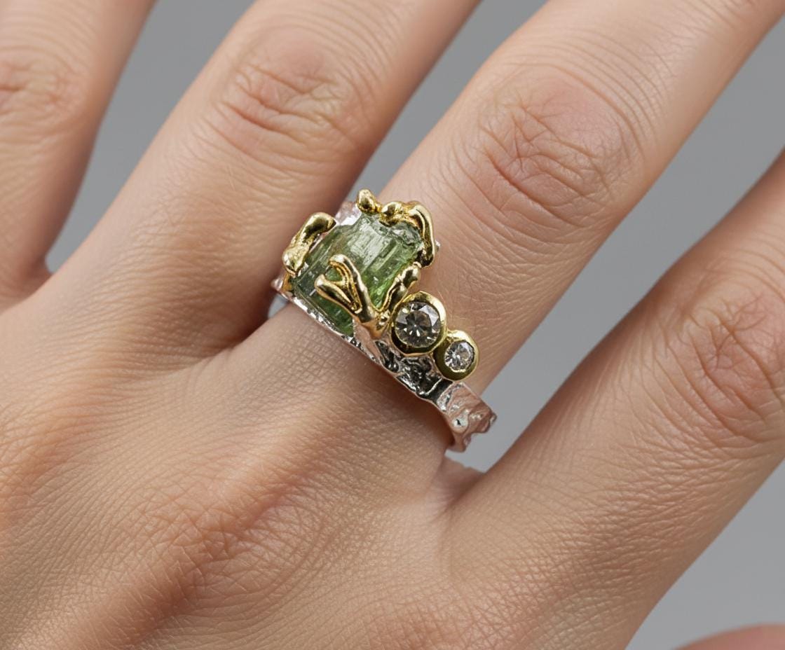 925 Sterling Silver Tourmaline Ring, close-up detail