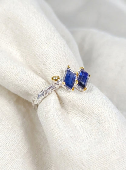 925 Sterling Silver Blue Iolite Ring, band detail
