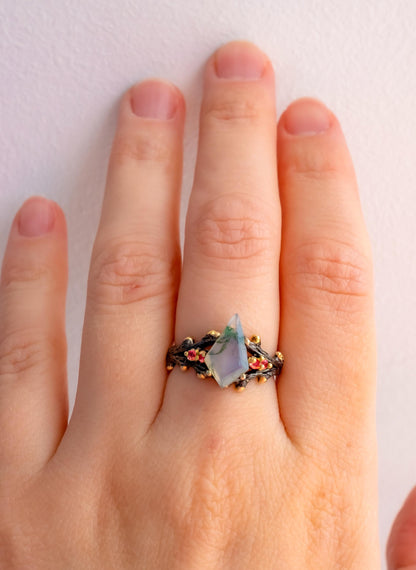 925 Sterling Silver Moss Agate Kite Ring, side view