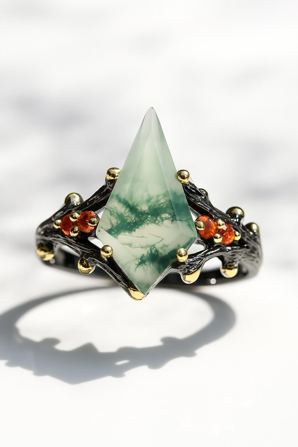 925 Sterling Silver Moss Agate Kite Ring, setting detail