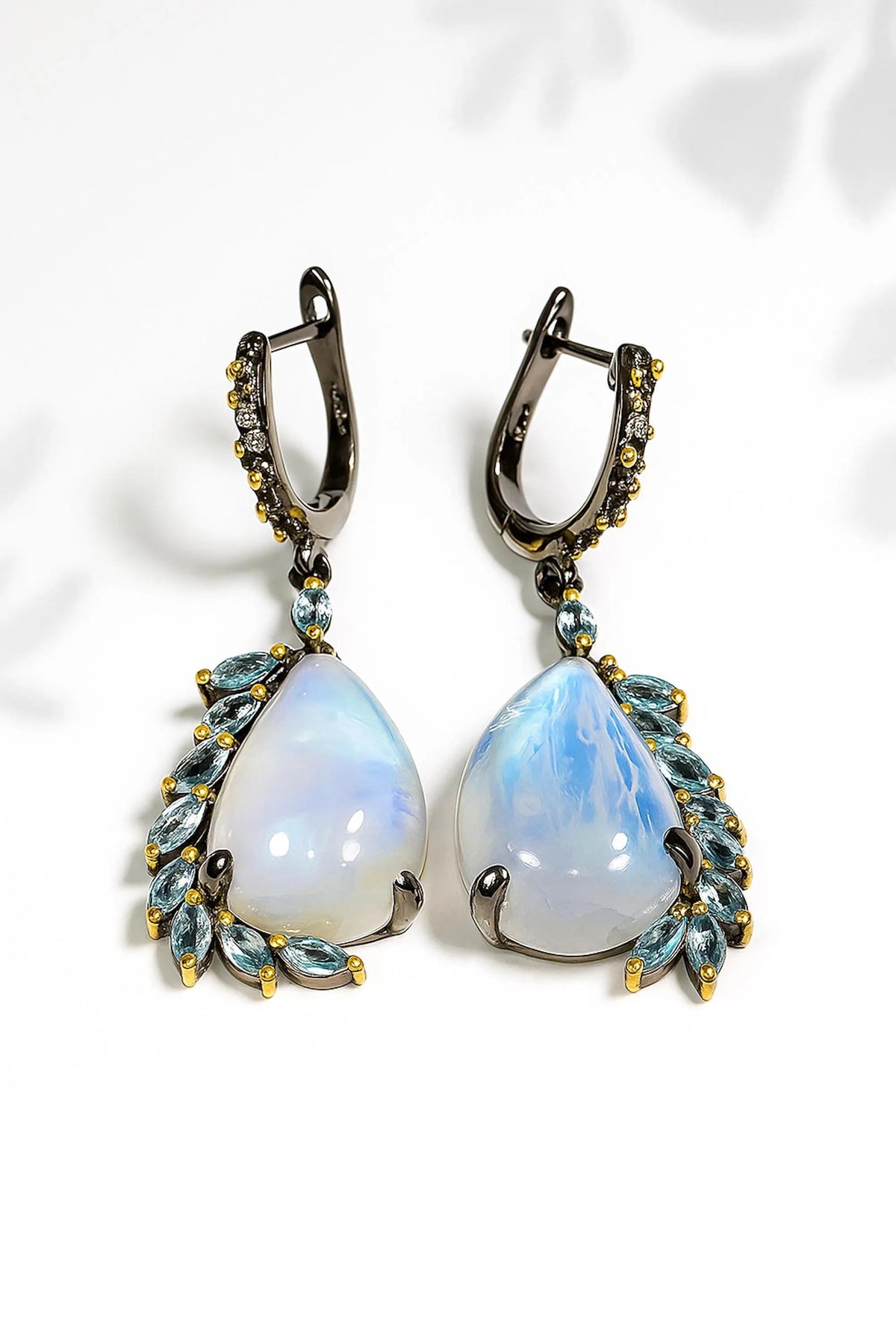 925 Sterling Silver Moonstone Earrings, stone or metal detail