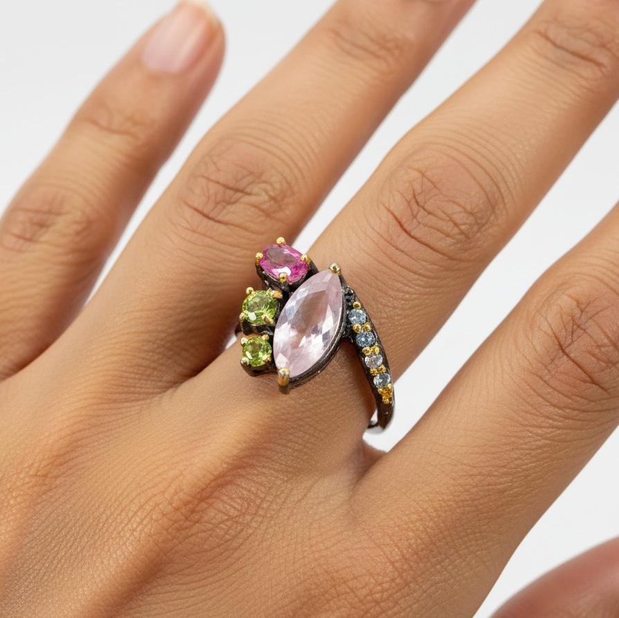 925 Sterling Silver Morganite Ring, close-up detail
