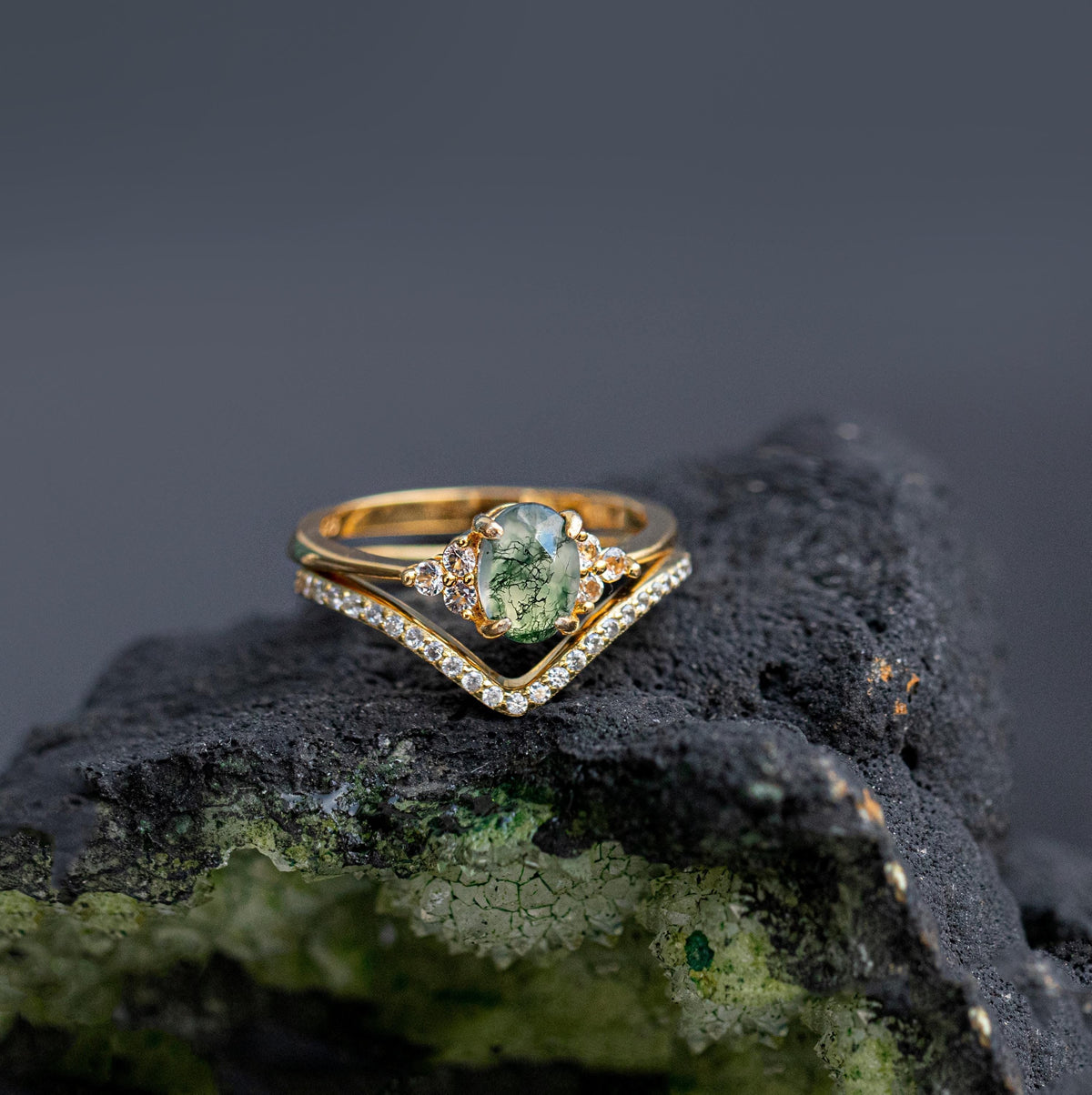 925 Sterling Silver Moss Agate Ring, texture close-up