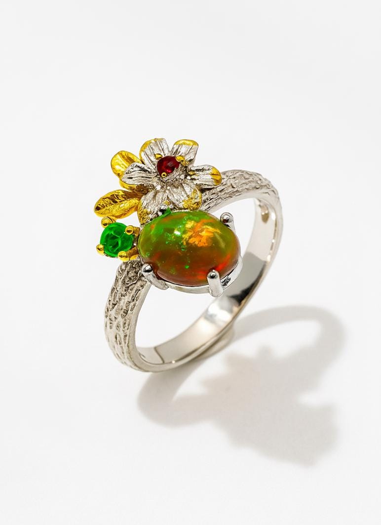 925 Sterling Silver Opal Ring, setting detail