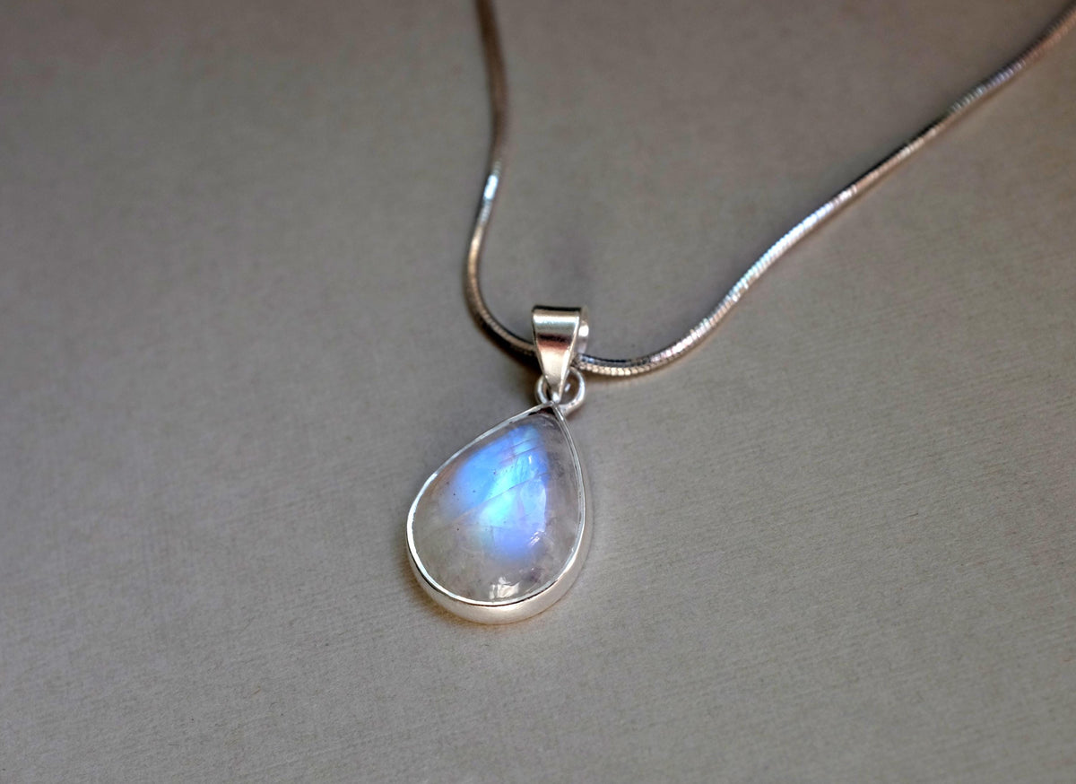 925 Sterling Silver Oval Moonstone Necklace, layered look