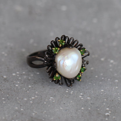 925 Sterling Silver Pearl Flower Ring, close-up detail, image 12