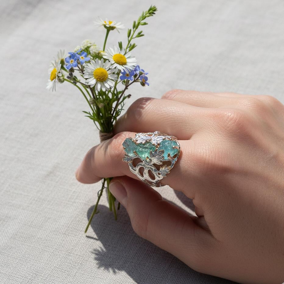 925 Sterling Silver Raw Apatite Ring, close-up detail