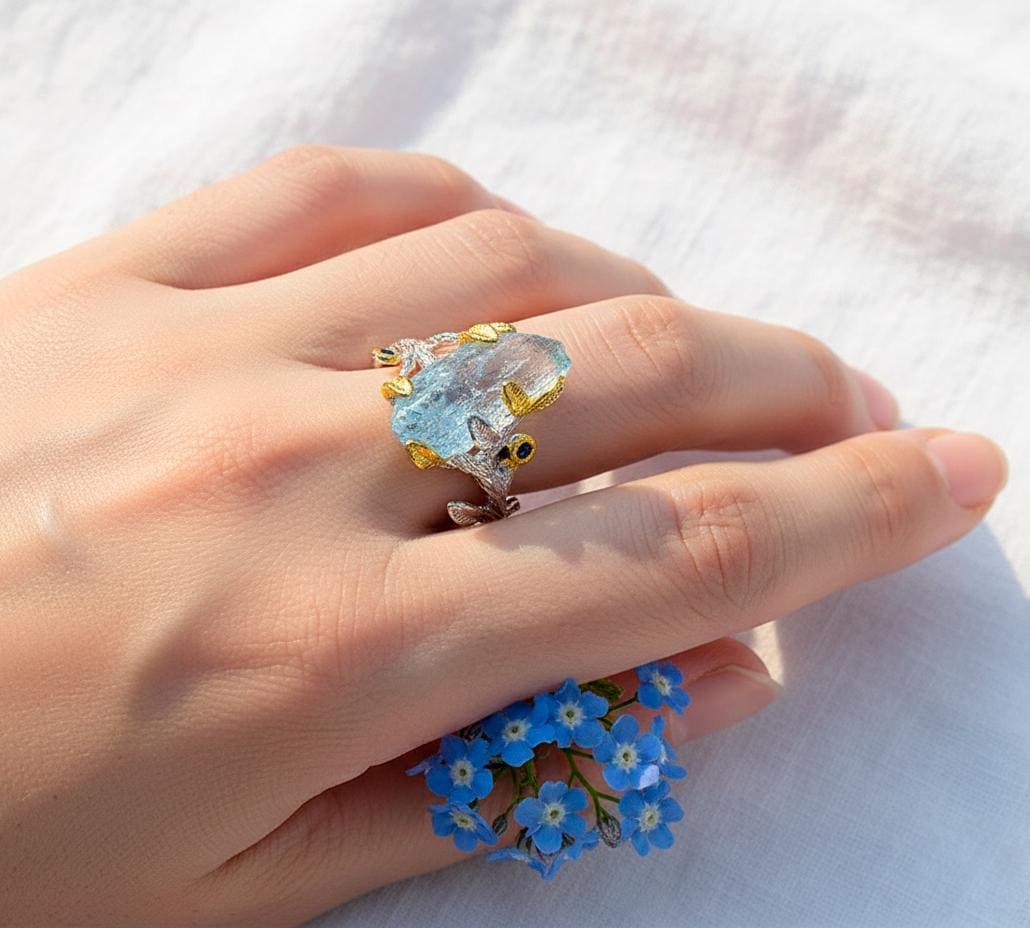 925 Sterling Silver Raw Aquamarine Ring, close-up detail