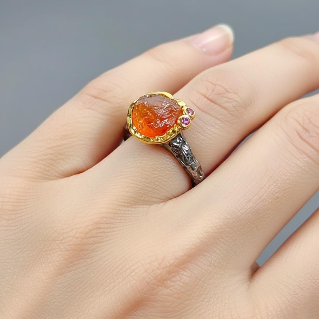 925 Sterling Silver Raw Garnet Ring, close-up detail