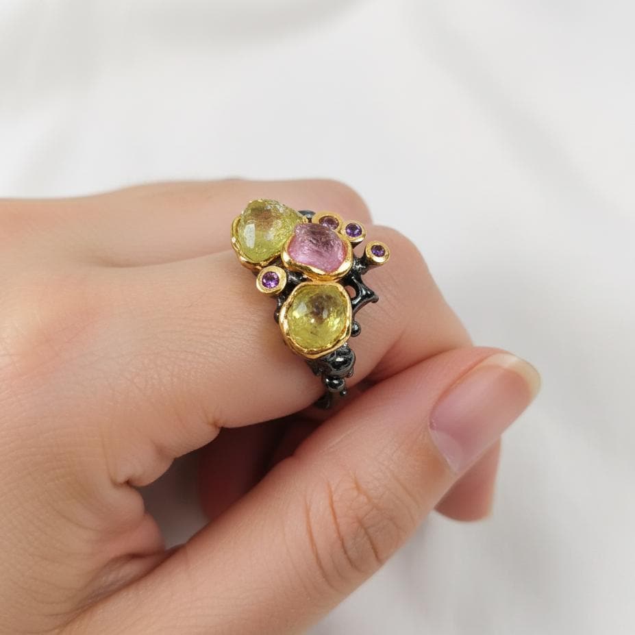 925 Sterling Silver Raw Peridot Ring, close-up detail