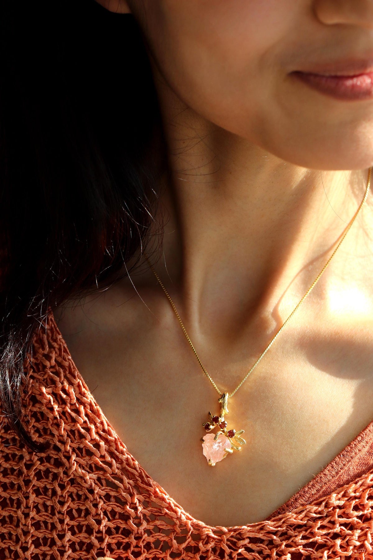 925 Sterling Silver Raw Pink Morganite Necklace, pendant detail