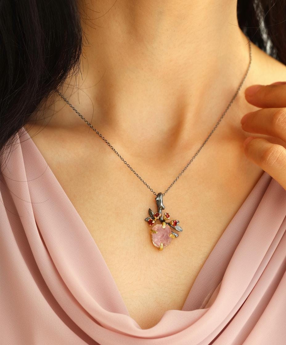 925 Sterling Silver Raw Pink Morganite Necklace, chain detail