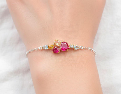 925 Sterling Silver Ruby Heart Bracelet, link or setting detail