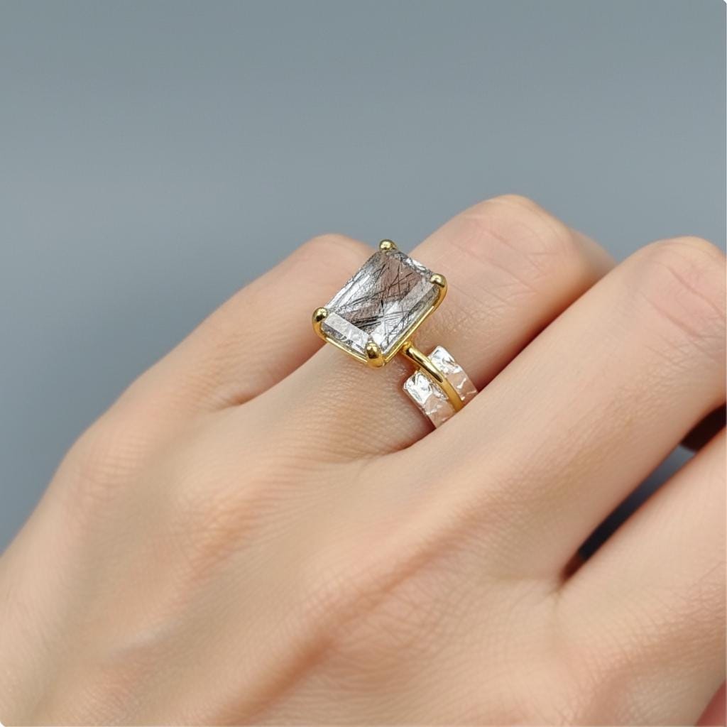925 Sterling Silver Rutilated Quartz Ring, close-up detail