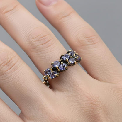 925 Sterling Silver Blue Tanzanite Ring, close-up detail