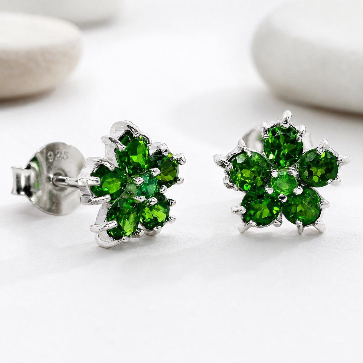 925 silver flower diopside stud earrings