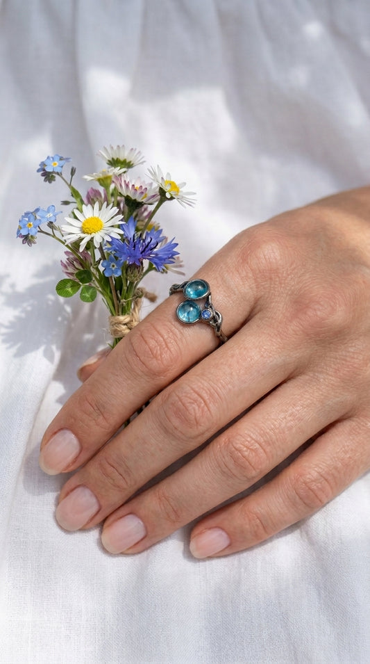 925 silver neon blue apatite dainty ring