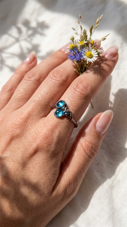 925 silver neon blue apatite dainty ring