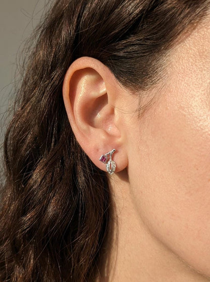 925 silver garnet leaf stud earrings