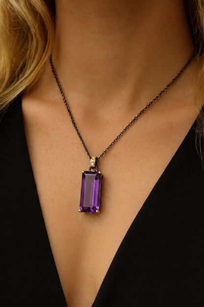 925 sterling silver statement amethyst necklace, close-up detail