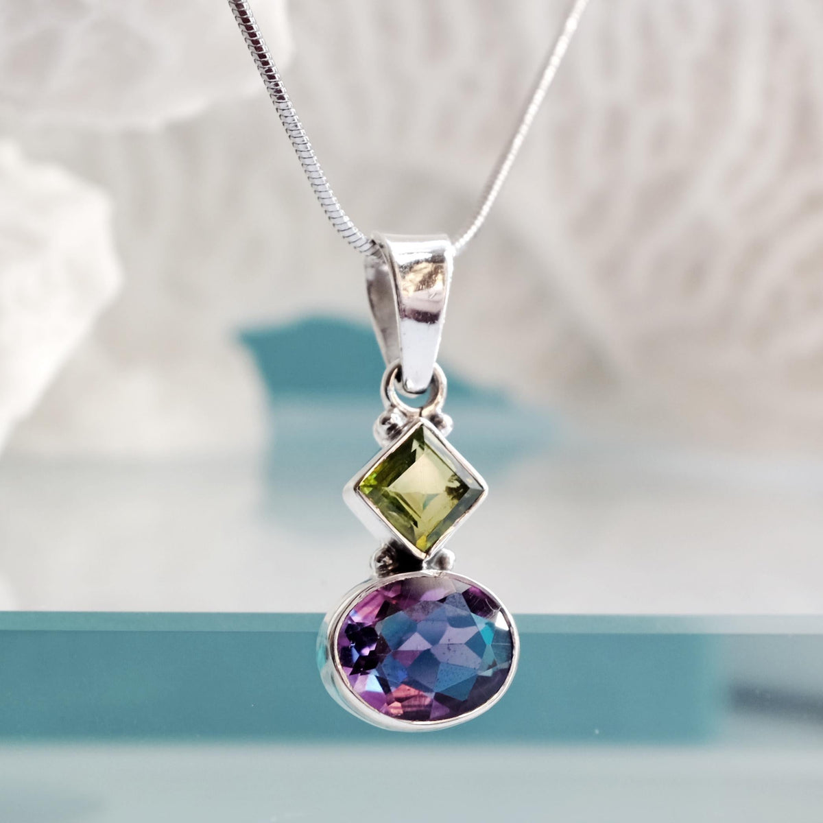 925 Sterling Silver Amethyst Peridot Necklace, close-up detail
